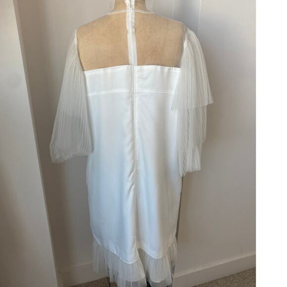 Gracia White Column Dress with Pleated Sheer Sleeves size M - Picture 4 of 8